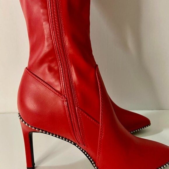 Bar III Elegant Red High Heel Boots Size 6 Preloved - Picture 3 of 4